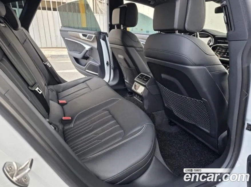 Audi A7 2021 из KR, фото 9