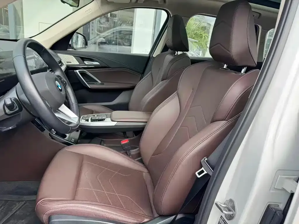 BMW X1 2024 из CN, фото 4
