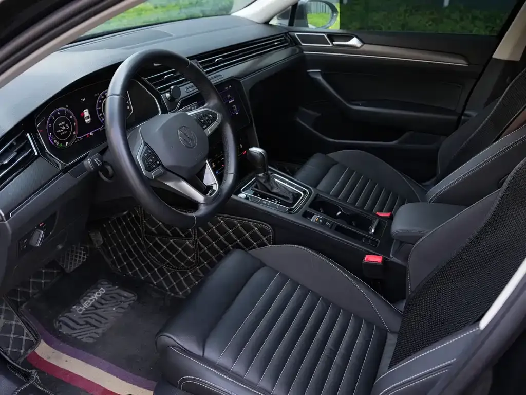 Volkswagen Magotan 2022 из CN, фото 5