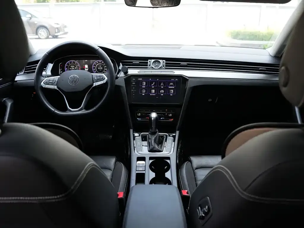 Volkswagen Magotan 2022 из CN, фото 7