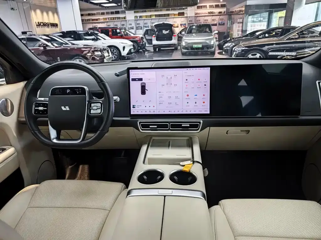 Li Auto L8 2024 из CN, фото 8