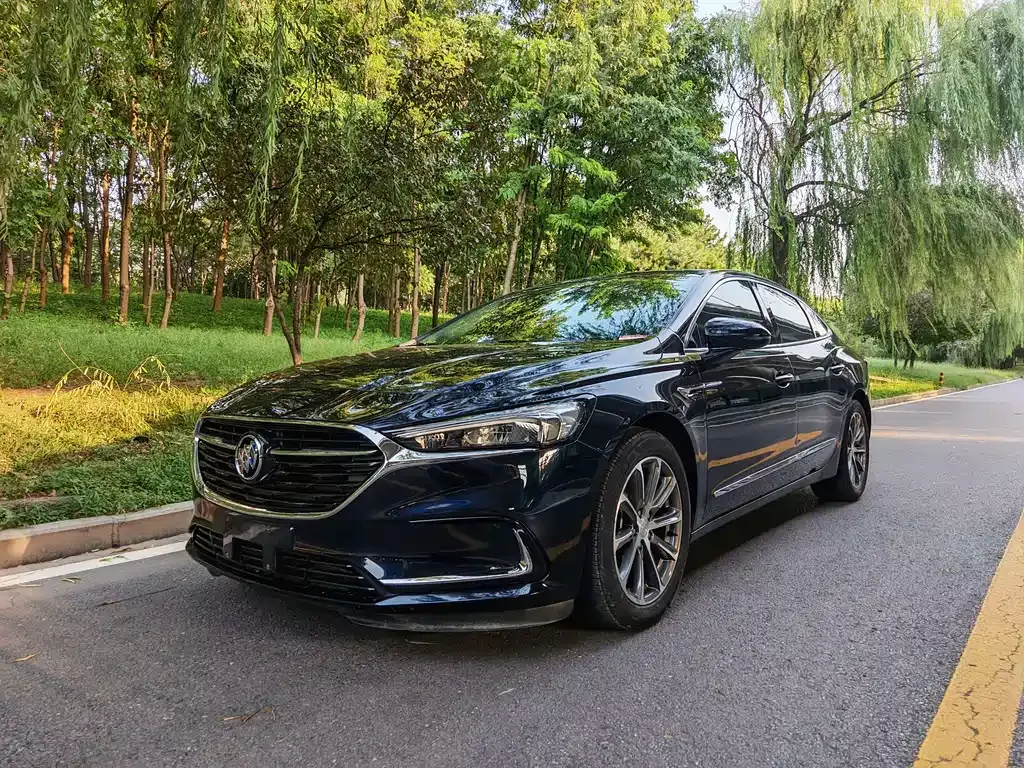 Buick LaCrosse 2022 из CN, фото 1