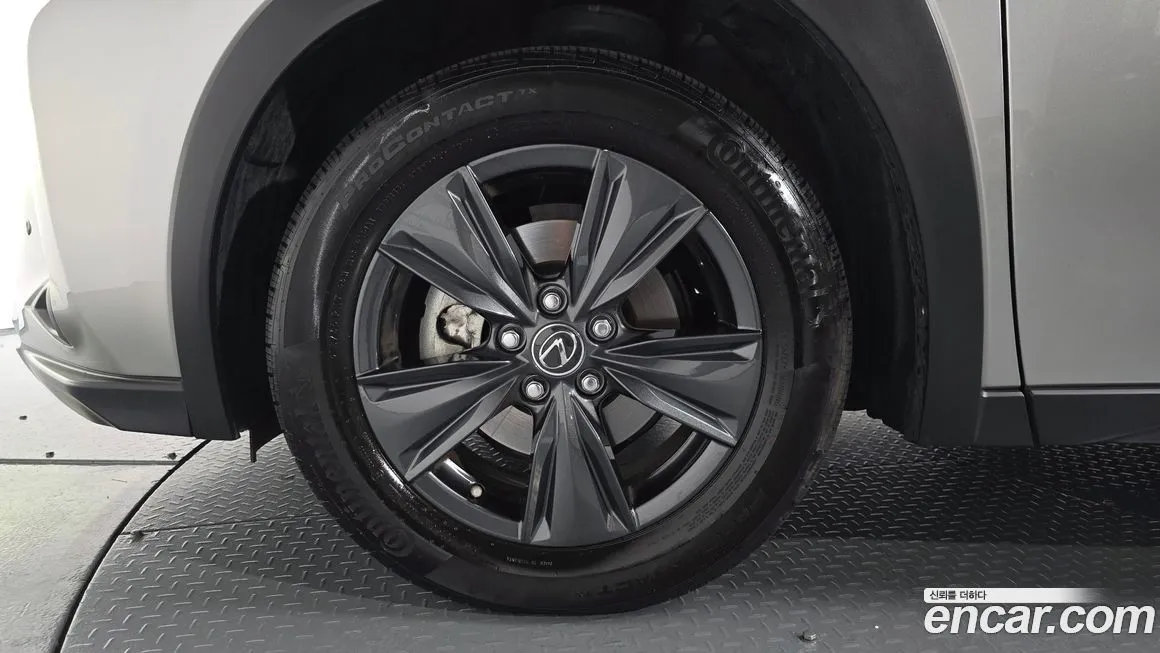 Lexus UX 2024 из KR, фото 5