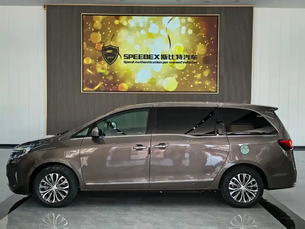 Buick GL8 2021 из CN, фото 7