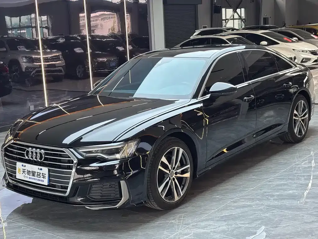 Audi A6L 2023 из CN, фото 1