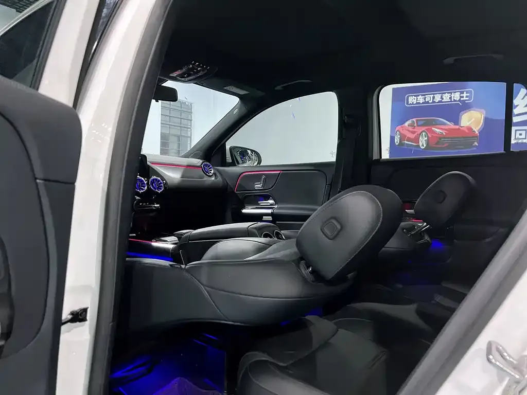 Mercedes-Benz GLA — фото 6