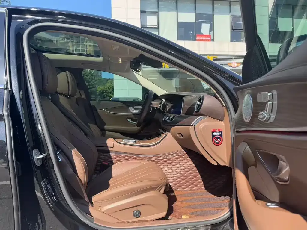 Mercedes-Benz E-Class 2021 из CN, фото 3