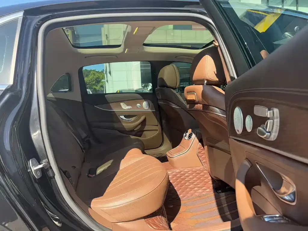 Mercedes-Benz E-Class 2021 из CN, фото 4