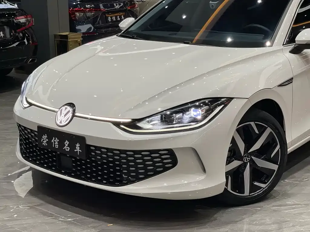 Volkswagen Lamando 2023 из CN, фото 10