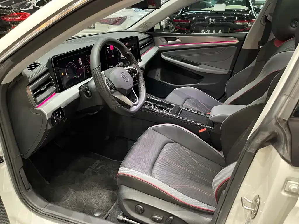 Volkswagen Lamando 2023 из CN, фото 7