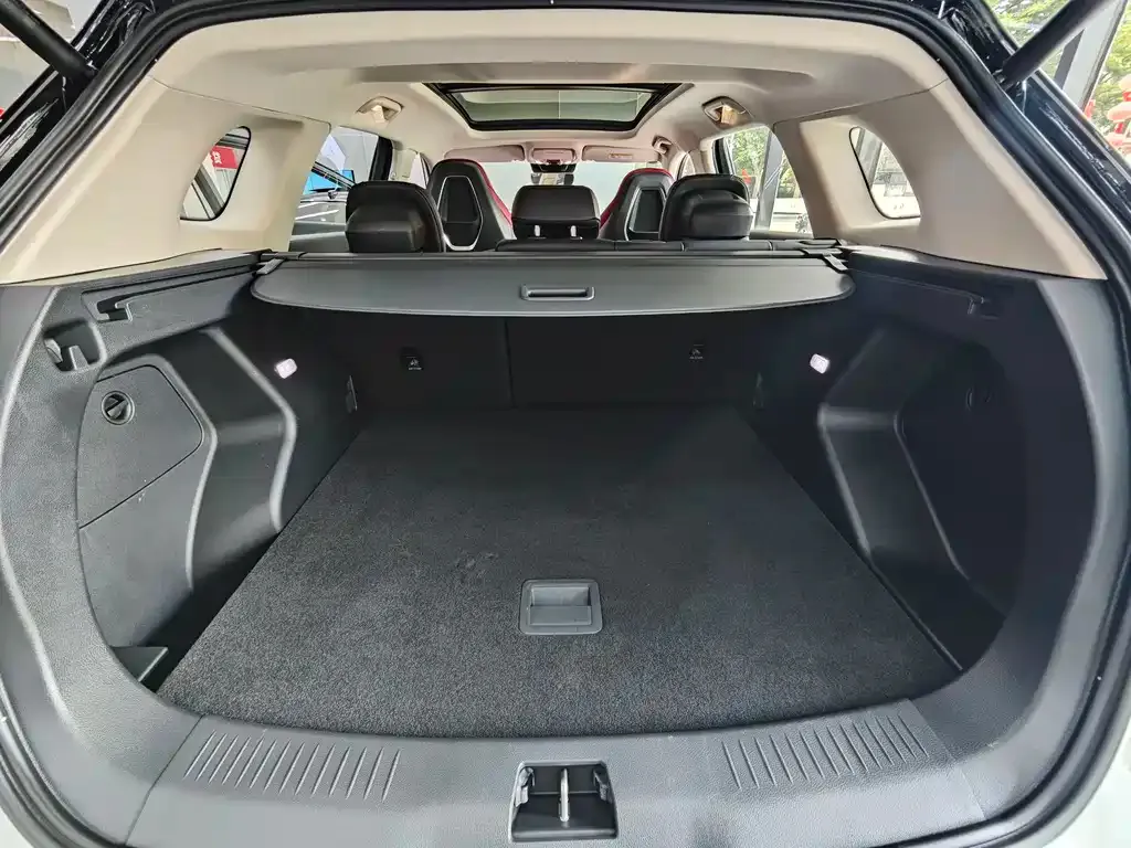 Hongqi HS3 2024 из CN, фото 8