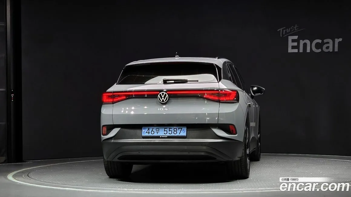Volkswagen ID.4 — фото 4