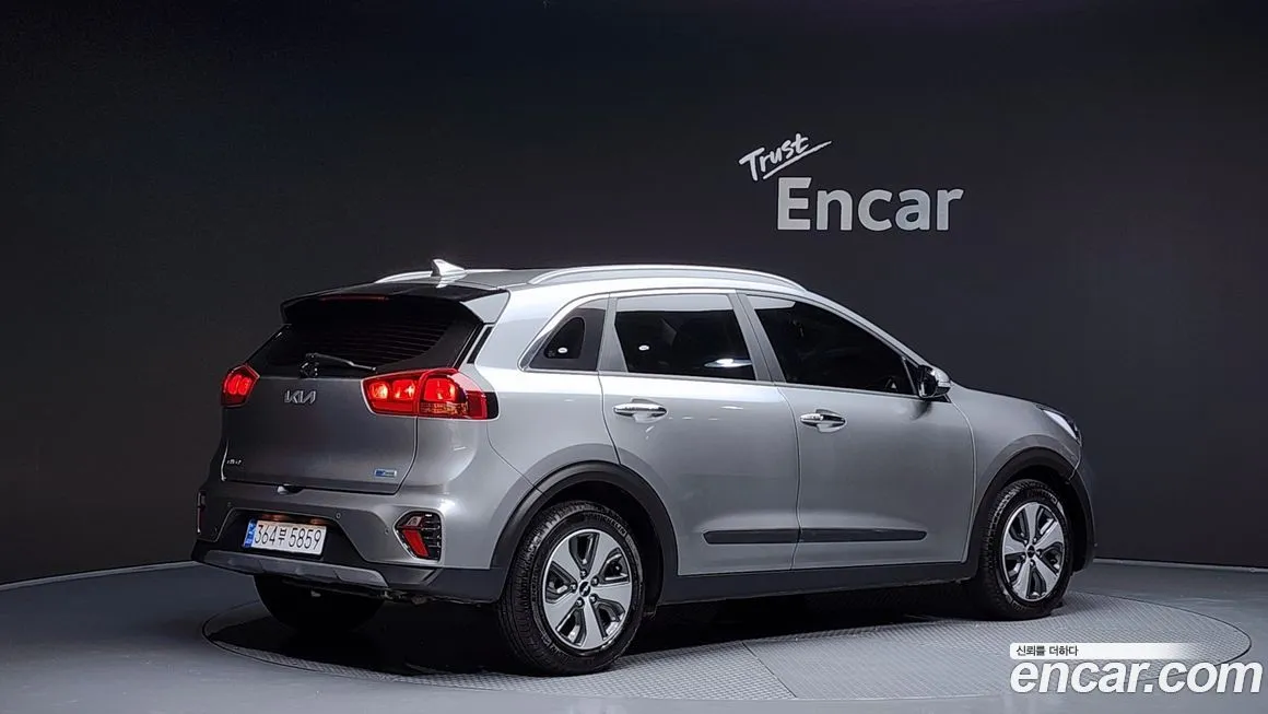 Kia Niro — фото 2