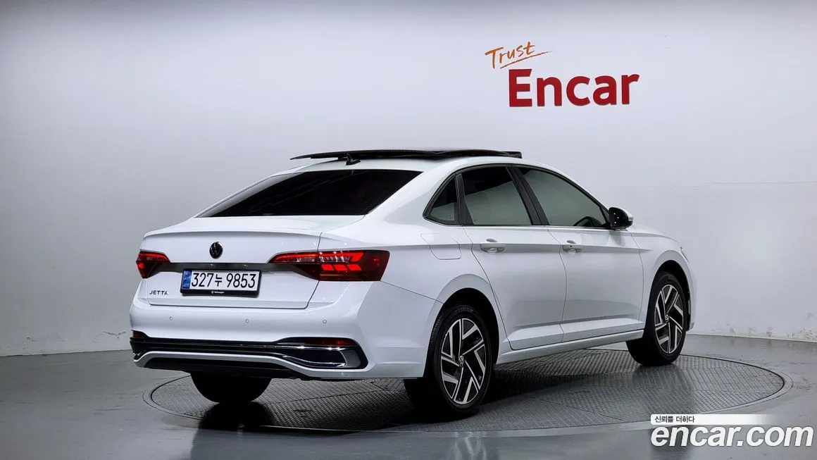 Volkswagen Jetta 2024 из KR, фото 2