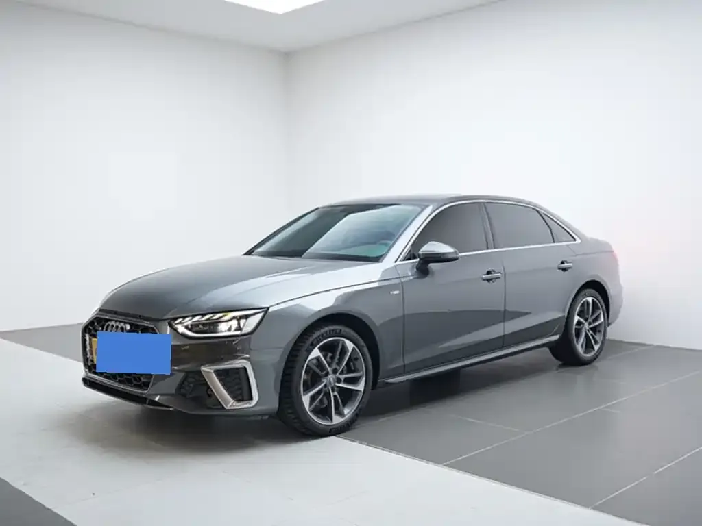 Audi A4L 2021 из CN, фото 1