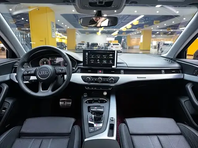 Audi A4L 2021 из CN, фото 10