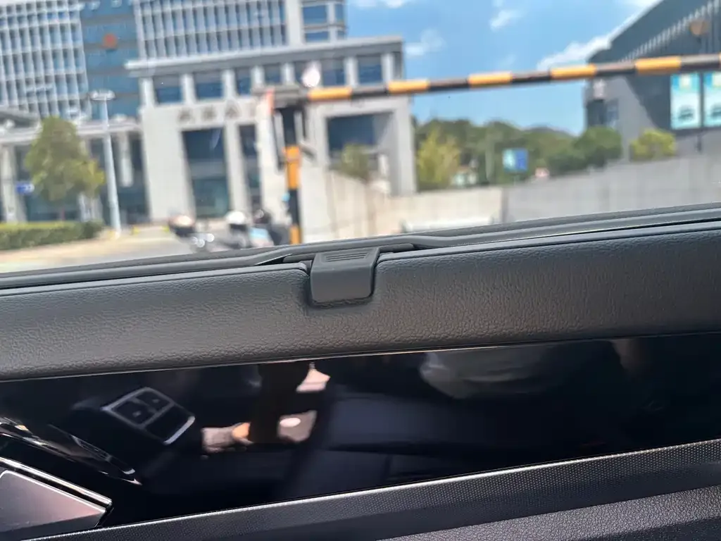 Volkswagen Passat 2022 из CN, фото 7