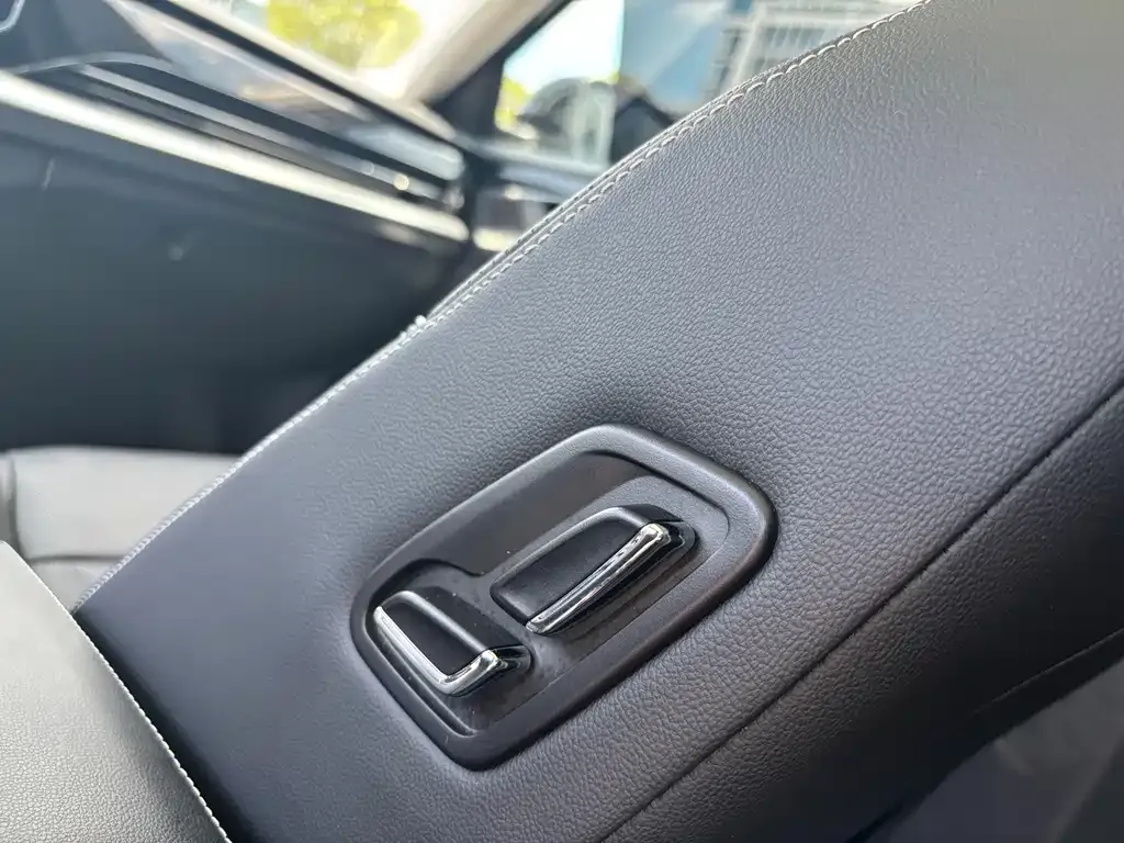 Volkswagen Passat 2022 из CN, фото 8