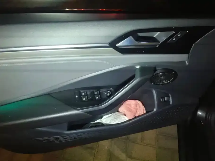 Volkswagen Sagitar 2021 из CN, фото 7