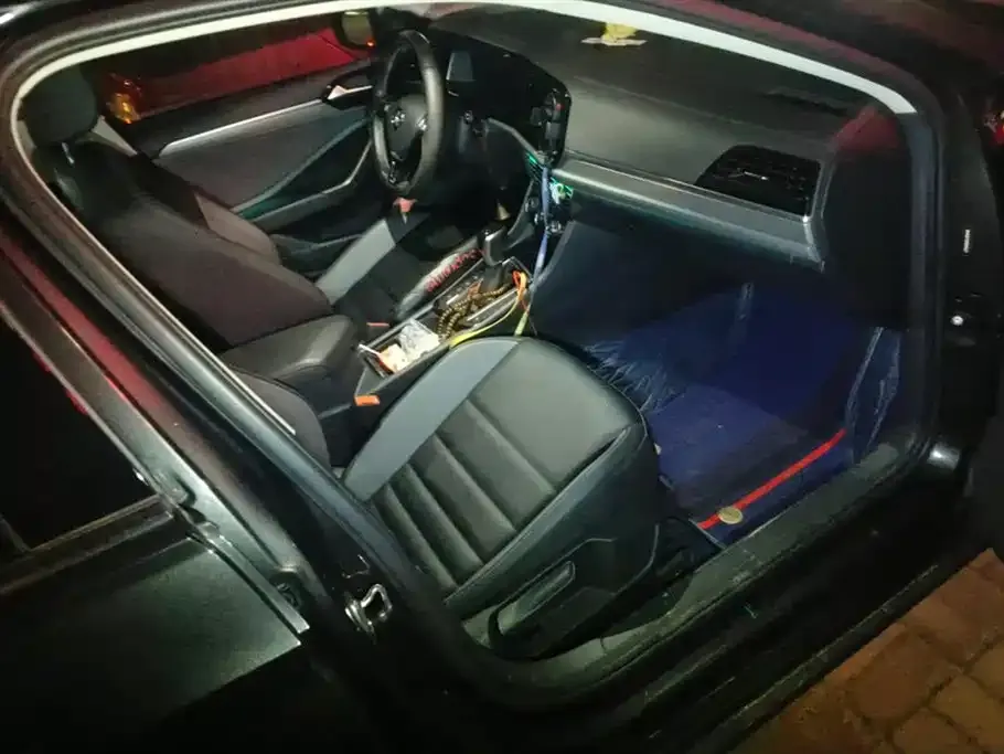 Volkswagen Sagitar 2021 из CN, фото 8