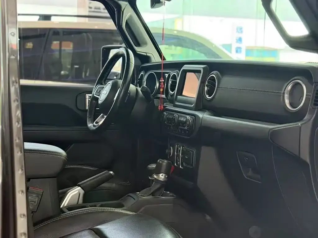 Jeep Wrangler 2021 из CN, фото 6
