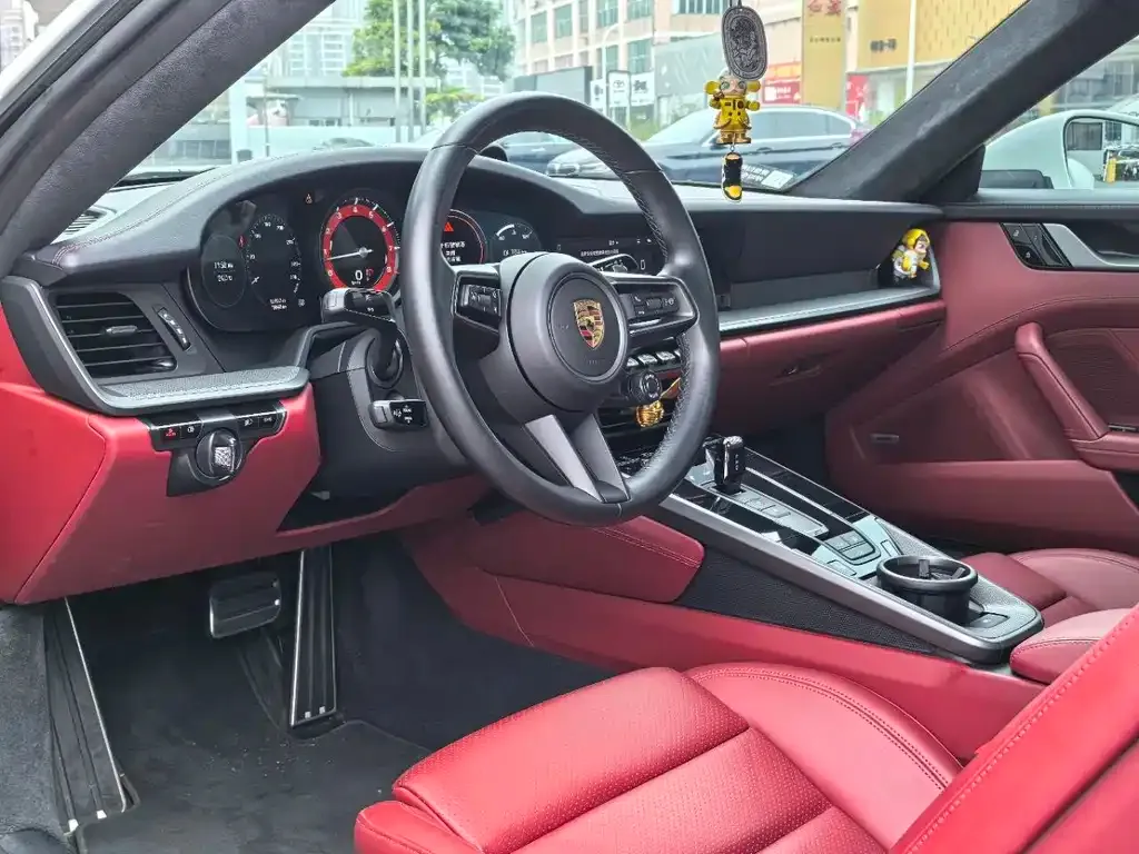 Porsche 911 2023 из CN, фото 3