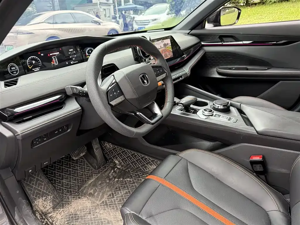 Changan UNI-V 2024 из CN, фото 8