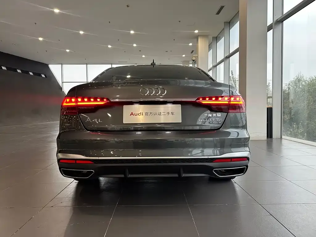 Audi A4L — фото 5