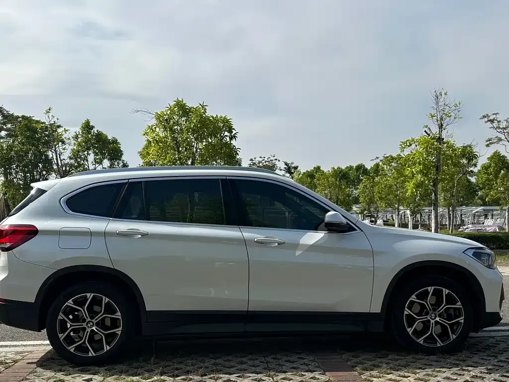 BMW X1 2021 из CN, фото 4