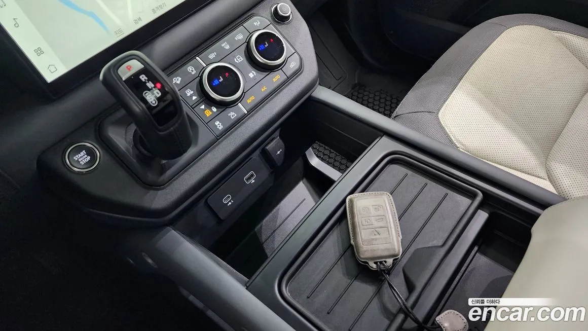 Land Rover Defender 2024 из KR, фото 9