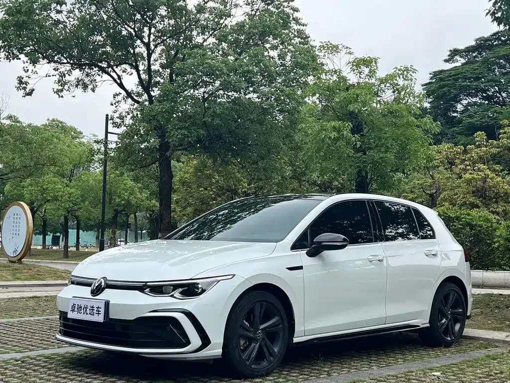 Volkswagen Golf 2022 из CN, фото 1