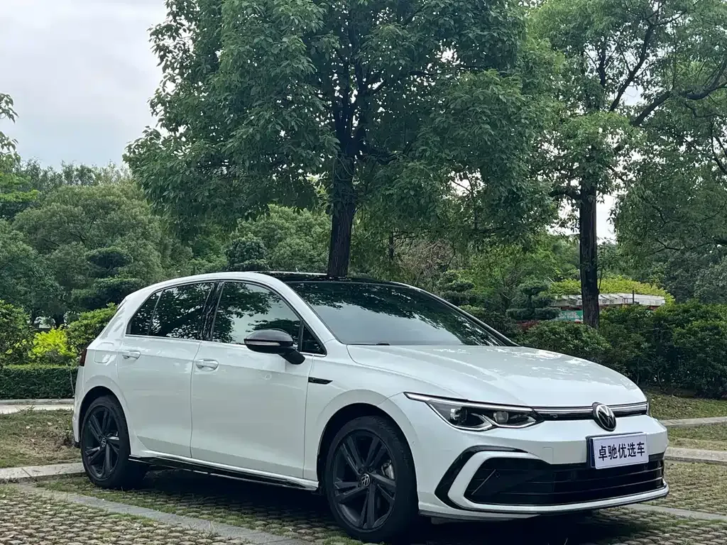Volkswagen Golf 2022 из CN, фото 3