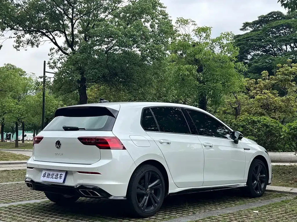 Volkswagen Golf 2022 из CN, фото 7