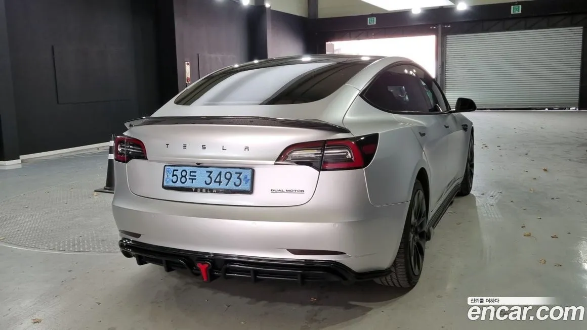 Tesla Model 3 2022 из KR, фото 2