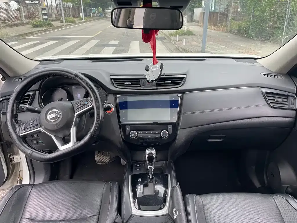 Nissan X-Trail 2021 из CN, фото 9