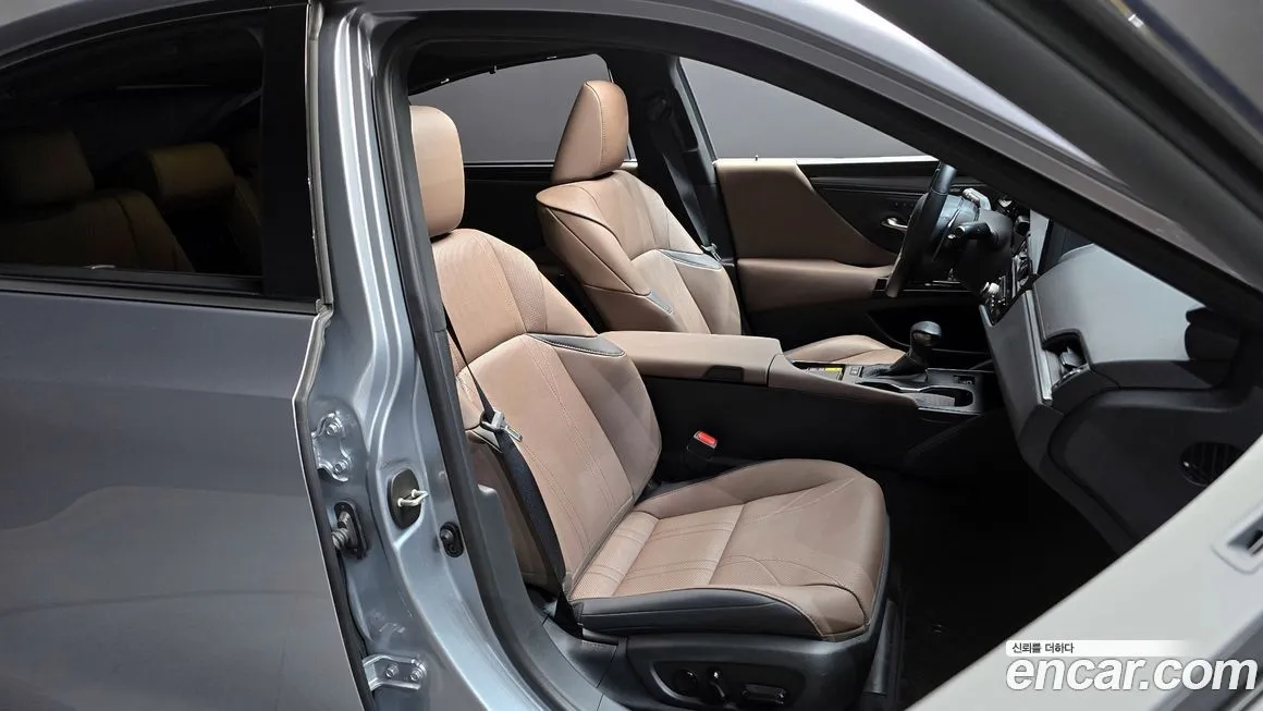 Lexus ES 2023 из KR, фото 10