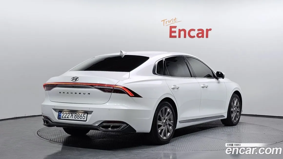 Hyundai Grandeur 2022 из KR, фото 2