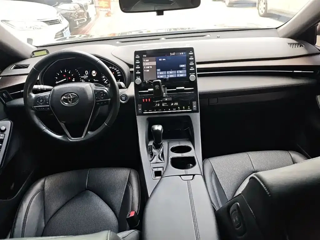 Toyota Avalon 2021 из CN, фото 10