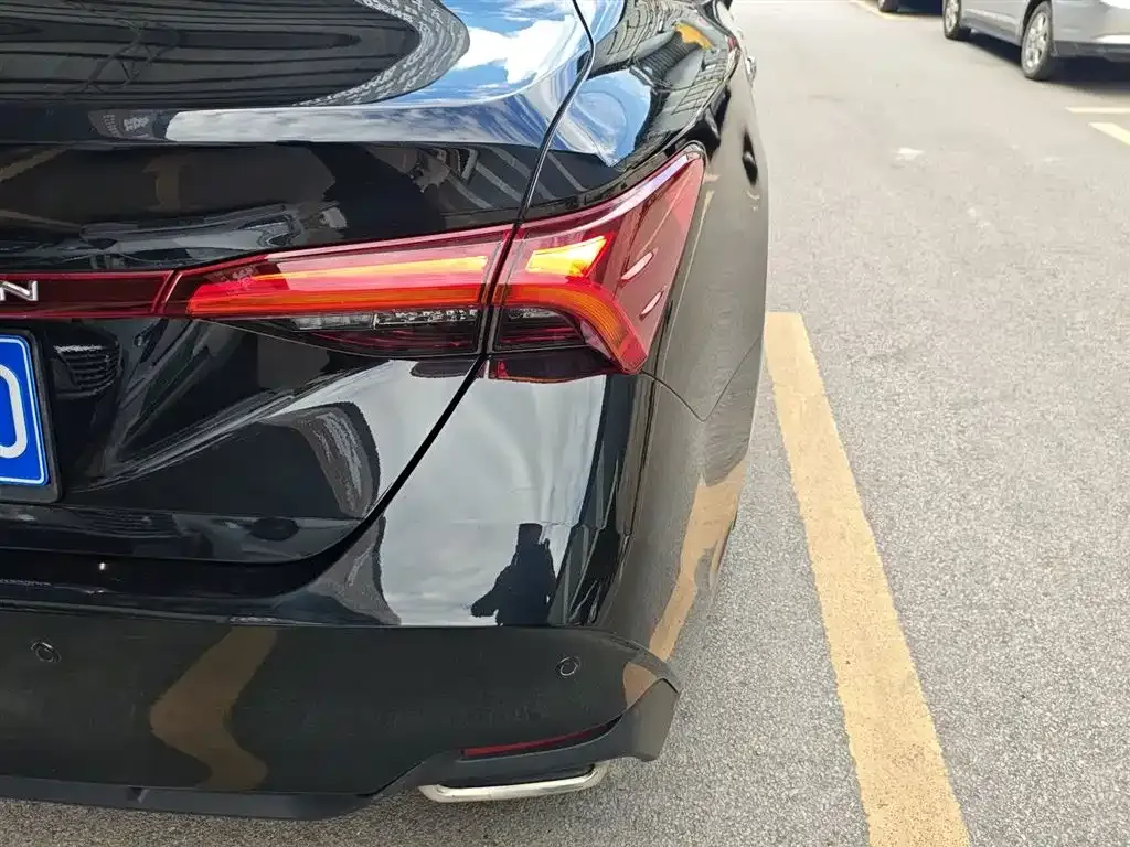 Toyota Avalon 2021 из CN, фото 8