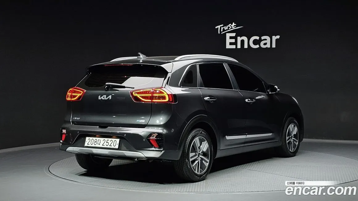 Kia Niro 2022 из KR, фото 2