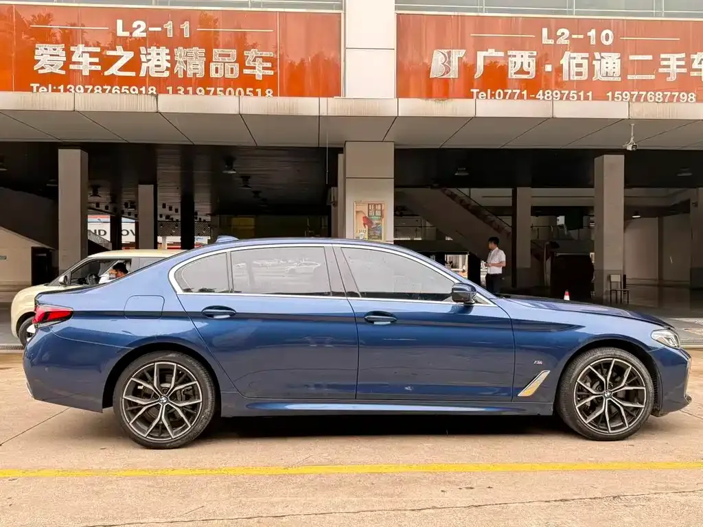 BMW 5 Series 2022 из CN, фото 6