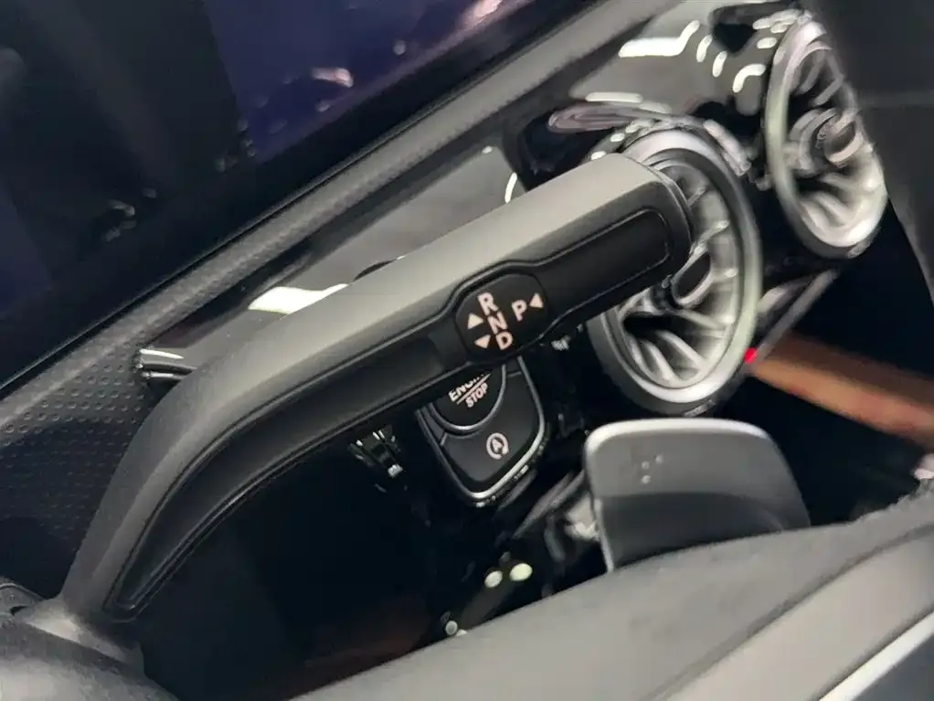 Mercedes-Benz A-Class 2022 из CN, фото 8