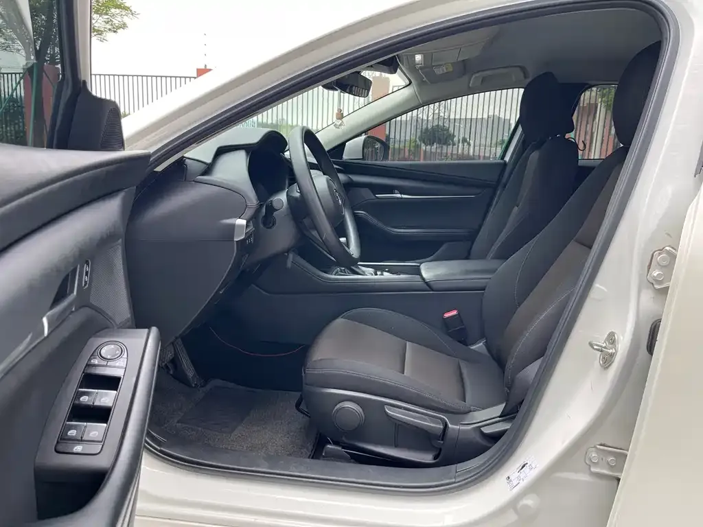 [object Object] 3 Axela 2022 из CN, фото 4