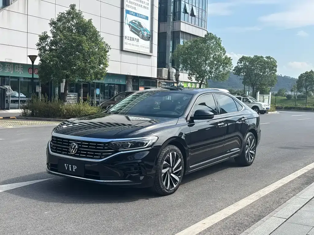 Volkswagen Passat 2022 из CN, фото 1