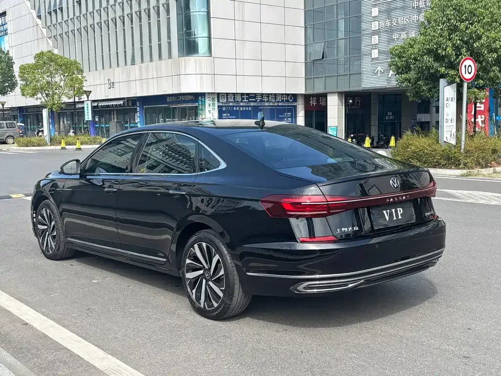 Volkswagen Passat 2022 из CN, фото 6