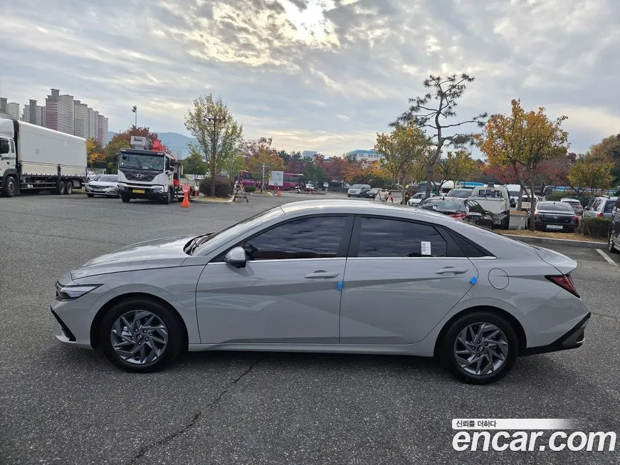 Hyundai AVANTE 2025 из KR, фото 2