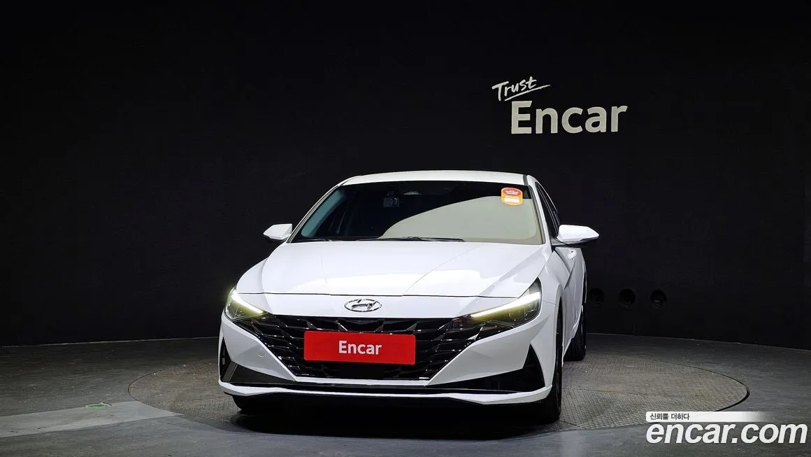 Hyundai AVANTE — фото 3