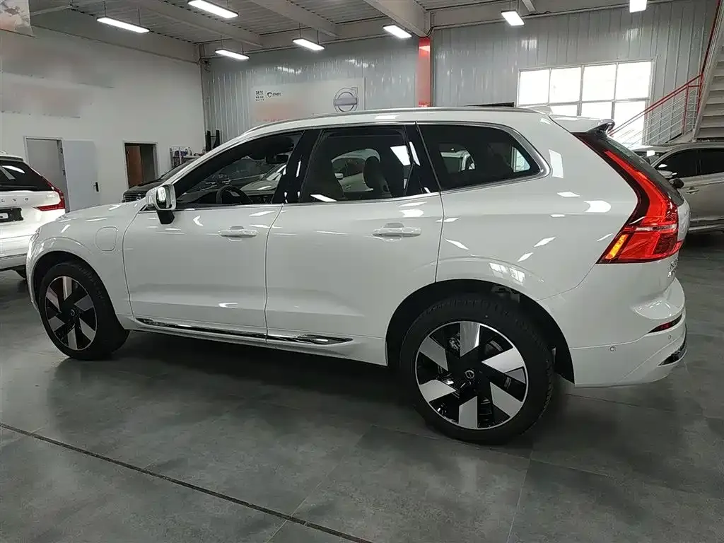 [object Object] XC60 PHEV 2024 из CN, фото 5