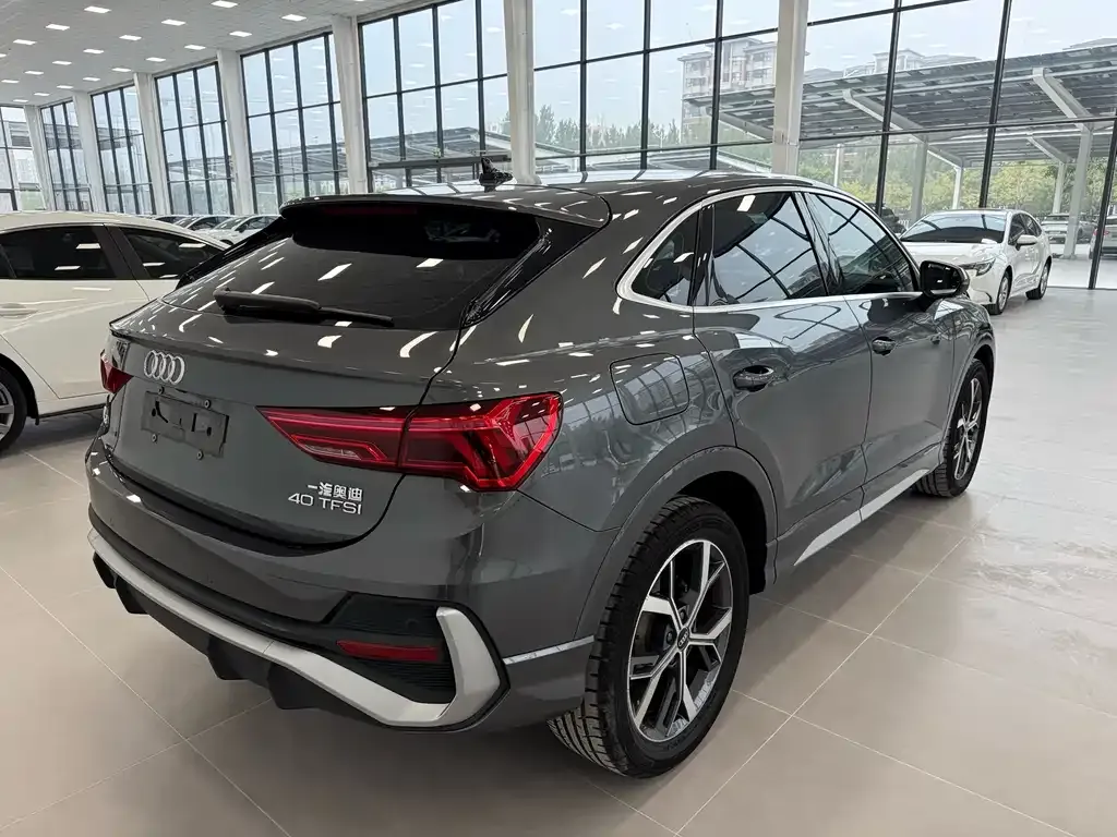 Audi Q3 Sportback 2021 из CN, фото 6