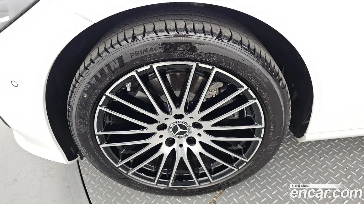Mercedes-Benz C-Class 2025 из KR, фото 5